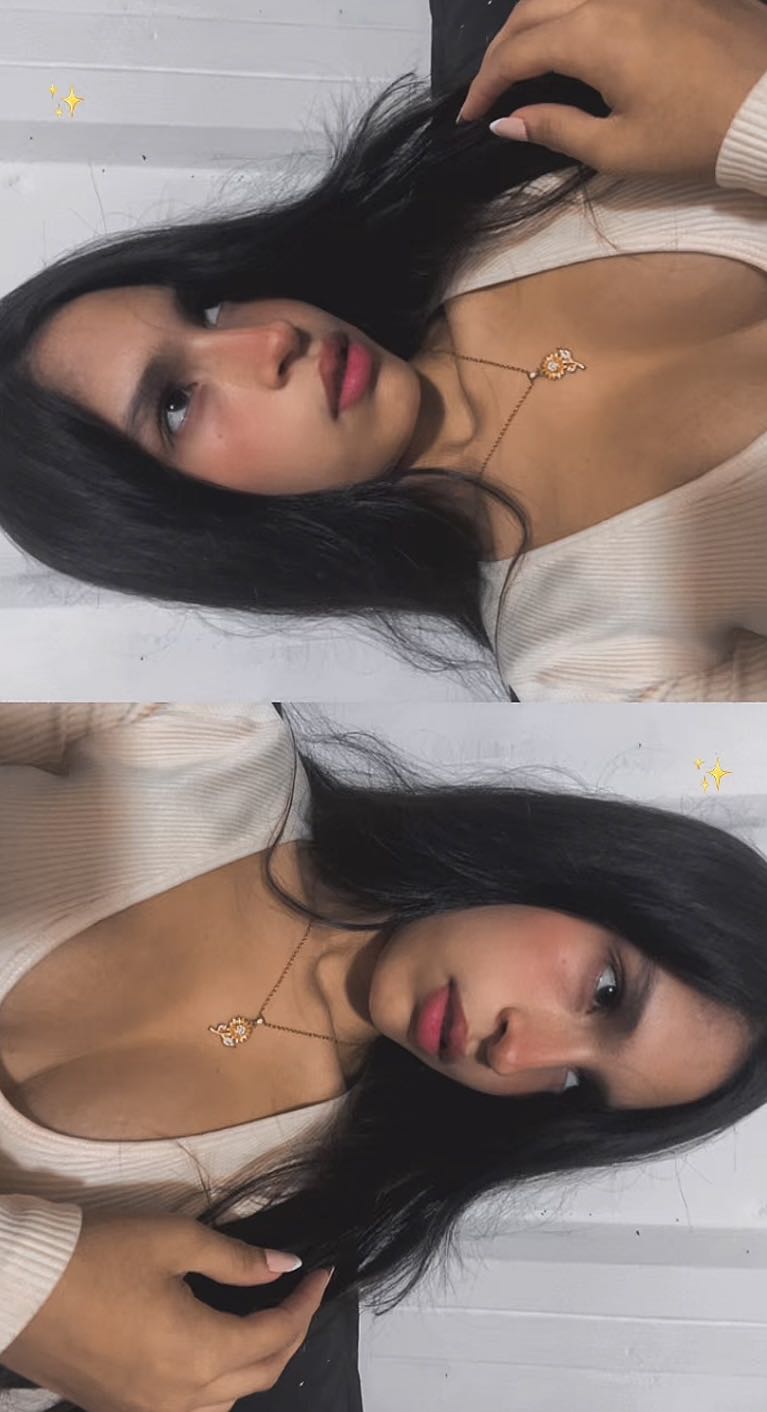 Alana — video chat host from Venezuela