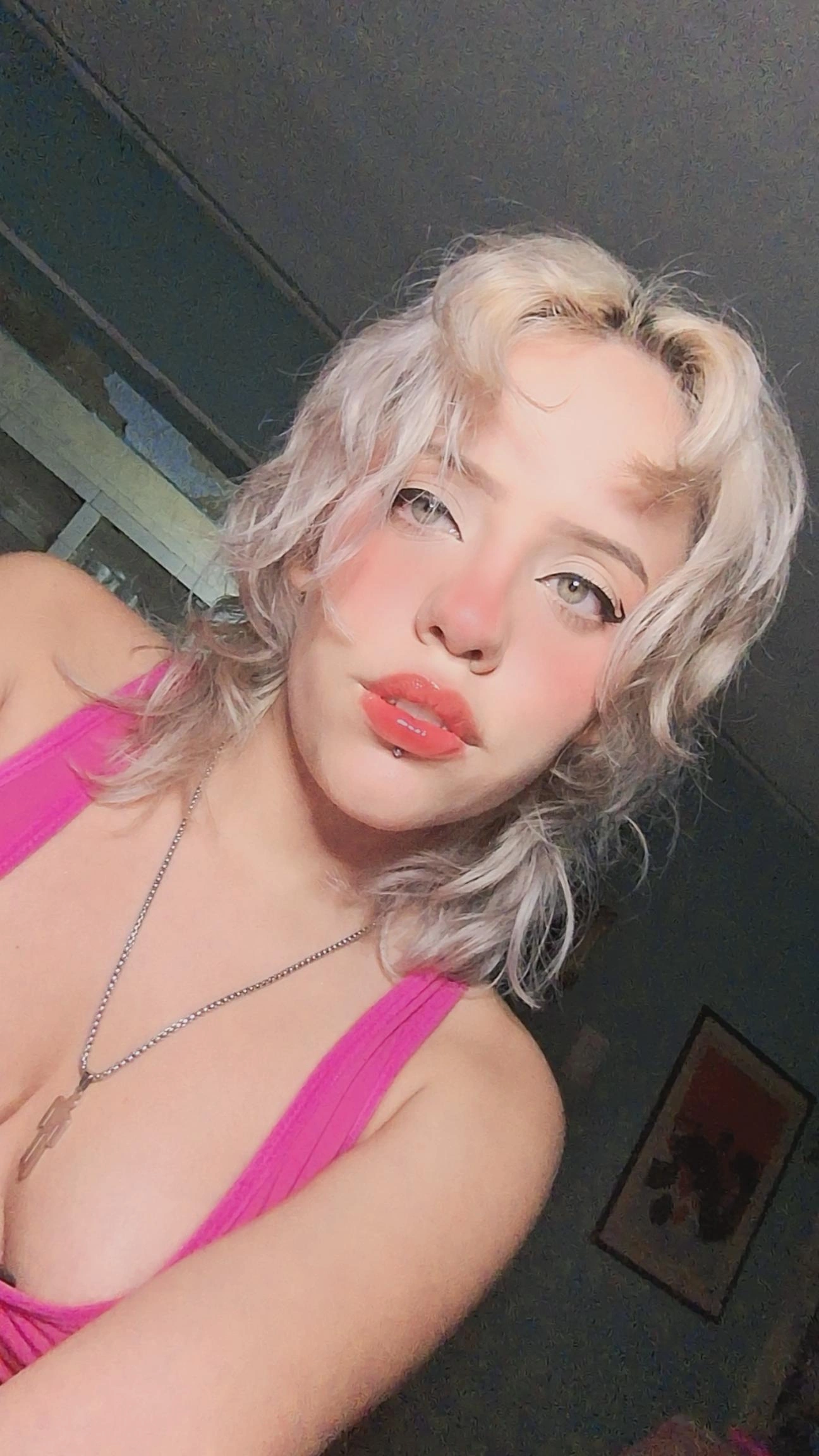 Hatsumi — video chat host from Venezuela