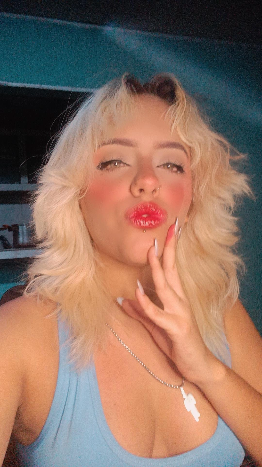 Hatsumi — video chat host from Venezuela
