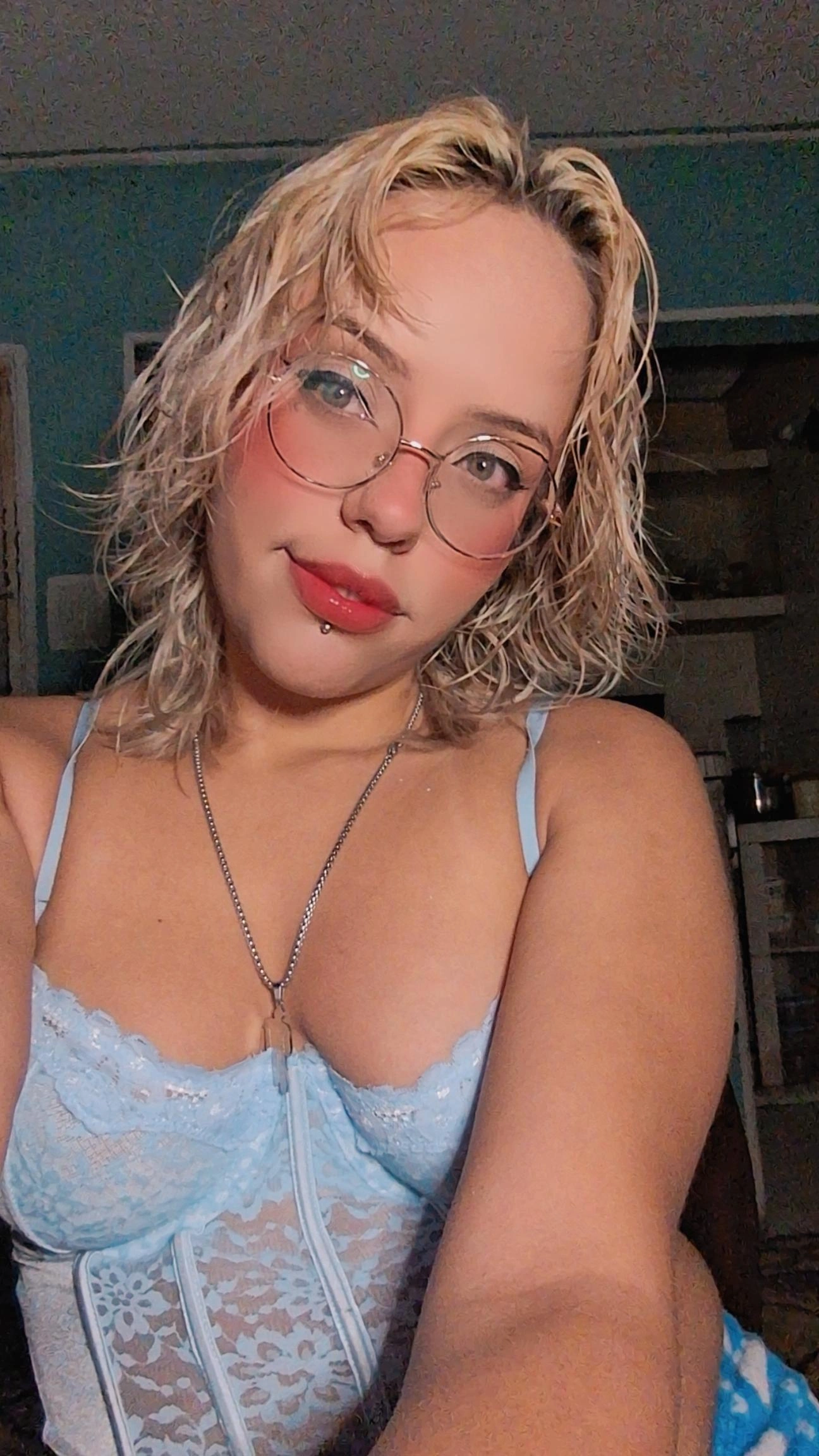 Hatsumi — video chat host from Venezuela