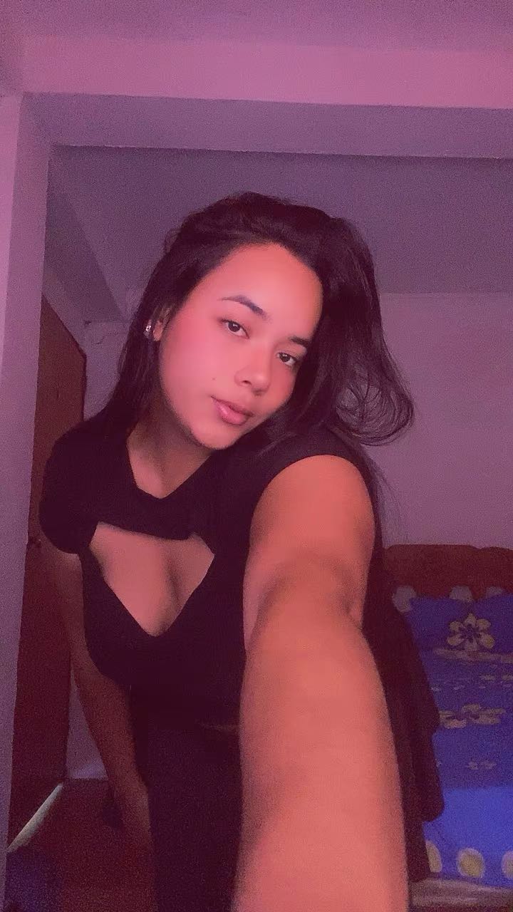 Moon — video chat host from Venezuela