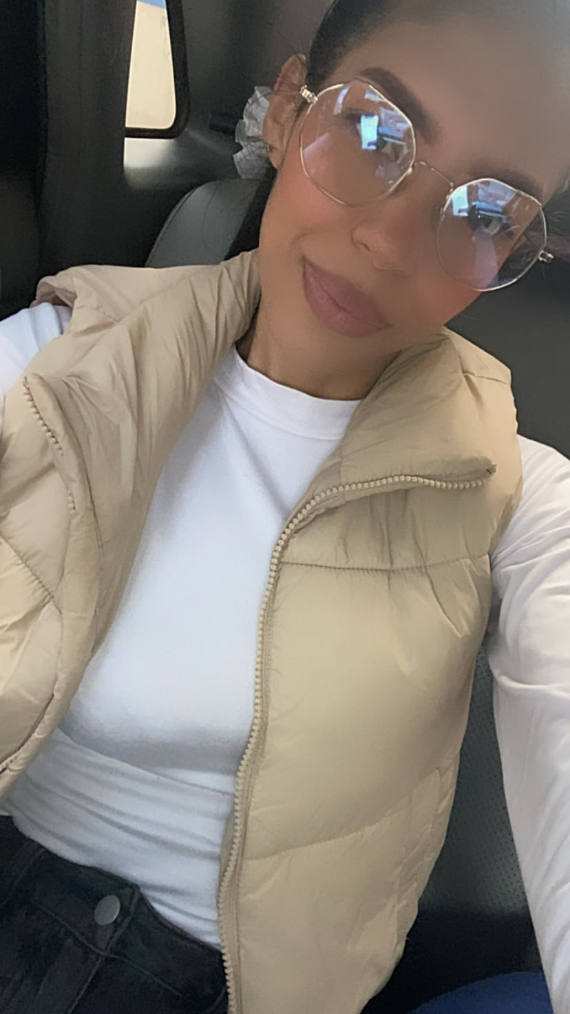 Mariabecerra — video chat host from Venezuela