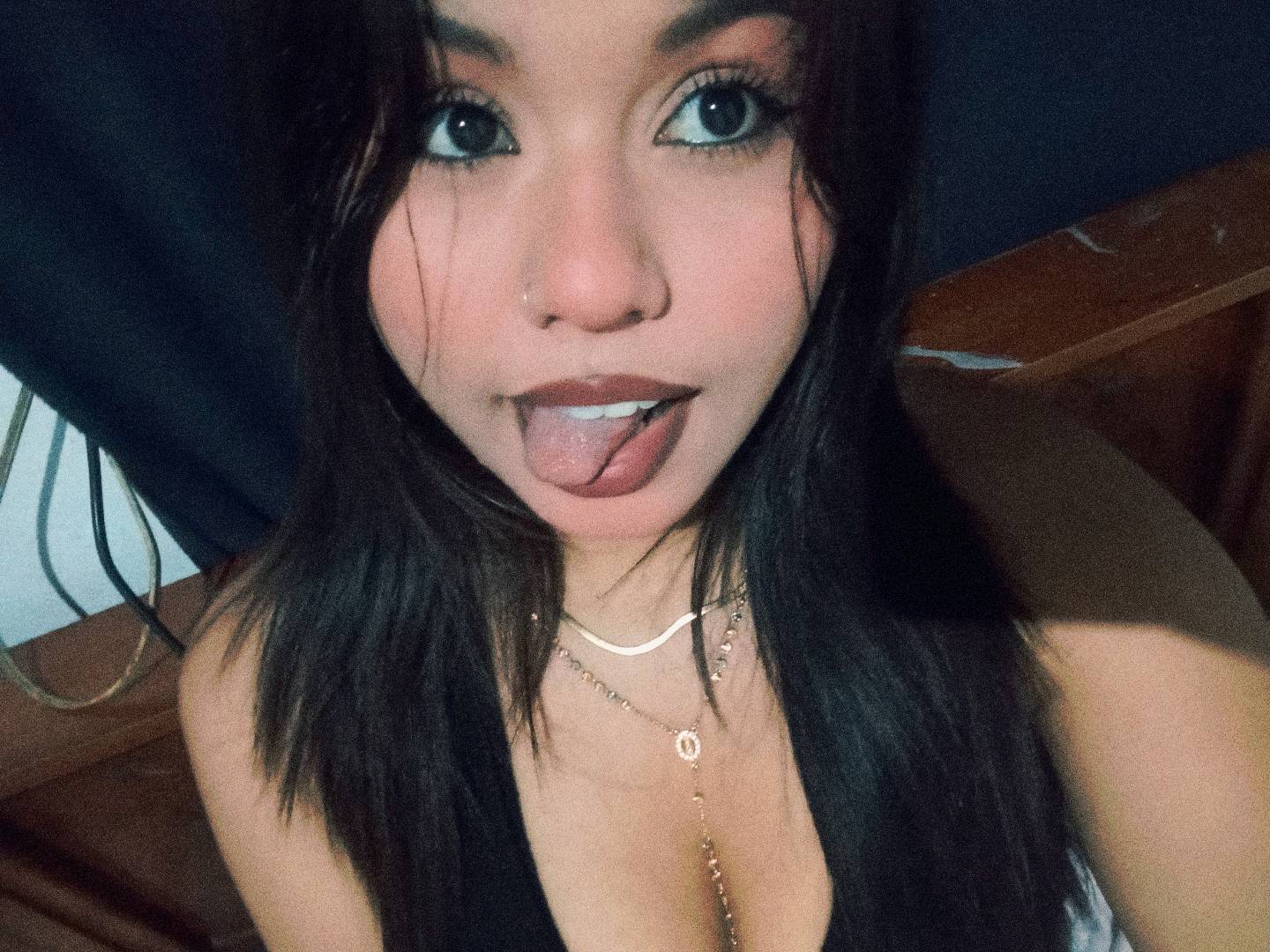 Sasha — video chat host from Venezuela