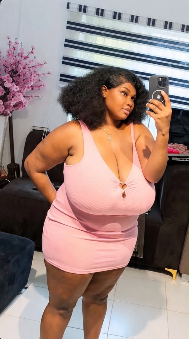 Nana — video chat host from Nigeria