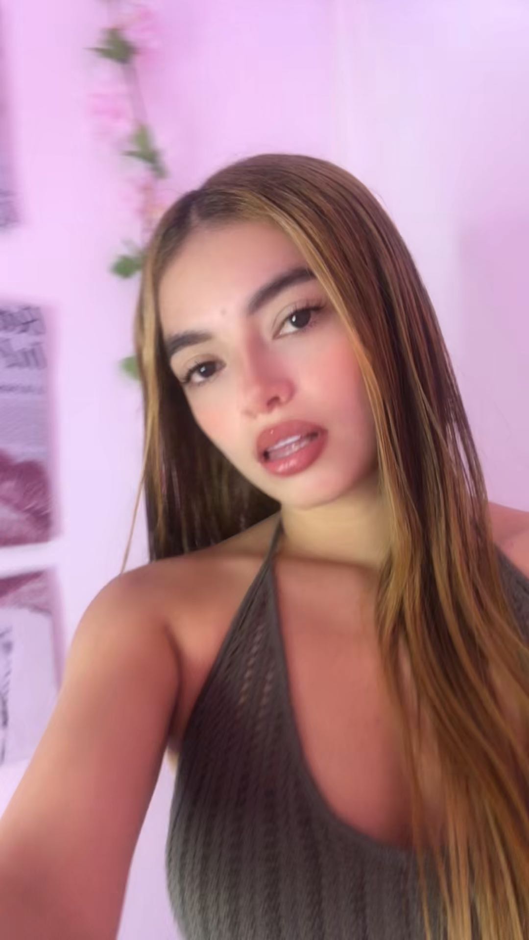 Martina — video chat host from Colombia