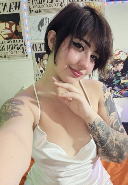 Harumi — video chat host from Venezuela