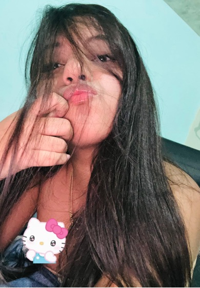Alejandra — video chat host from Venezuela