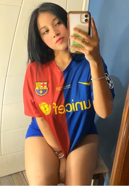 Sushi — video chat host from Ecuador